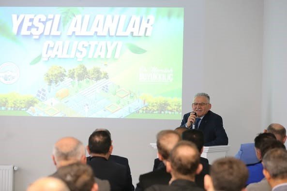 Başkan Büyükkılıç, Yeşil Alanlar Çalıştayı’na katıldı