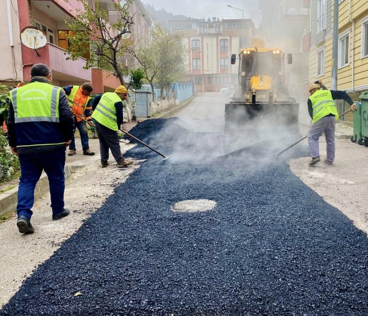 Bir yılda 711 cadde ve sokağa bakım yapıldı