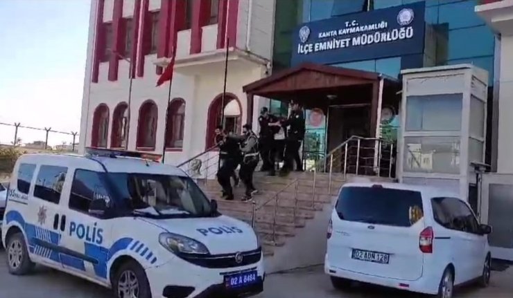 Adıyaman’da kaçak silah ve kumar operasyonu: 13 şahıs tutuklandı