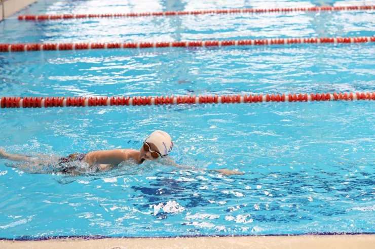 Denizli’nin ev sahipliğinde Türk Devletleri Teşkilatı yüzme yarışları düzenlendi