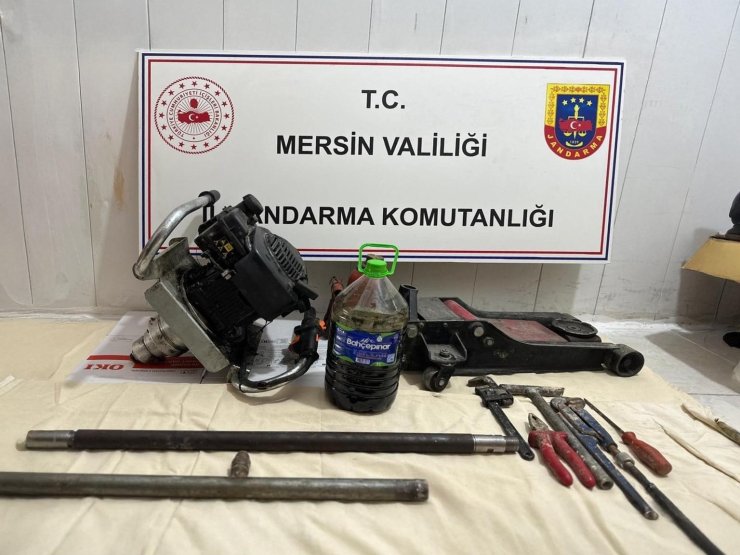 Mersin’de kaçak kazı yapan 4 şüpheli yakalandı