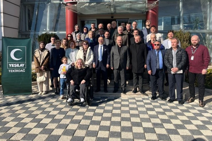 Yeşilay’da başkan güven tazeledi