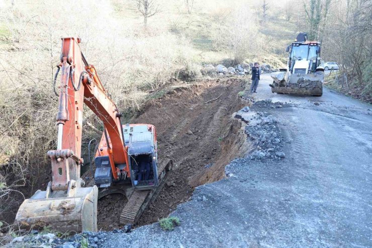 Gölyaka’da heyelan çalışmaları devam ediyor