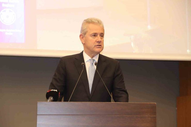 İZTO Başkanı Özgener: "2025-2027 Orta Vadeli Program hedefleri olumlu"