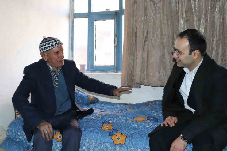 Kaymakam Kahveci, devletin şefkat elini uzatıyor