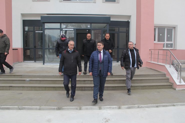 Kula’da yeni okullar eğitime açılmak için gün sayıyor