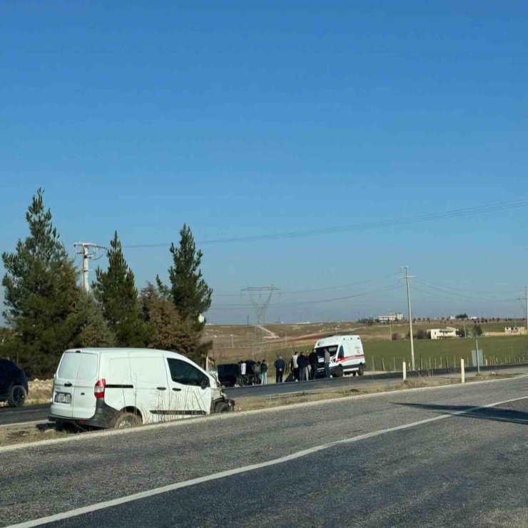 Kurtalan’da trafik kazası: 2 yaralı