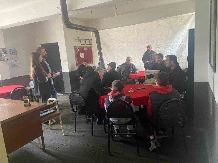 Kıraathanede erkeklere kadına yönelik şiddete karşı farkındalık seminer verildi