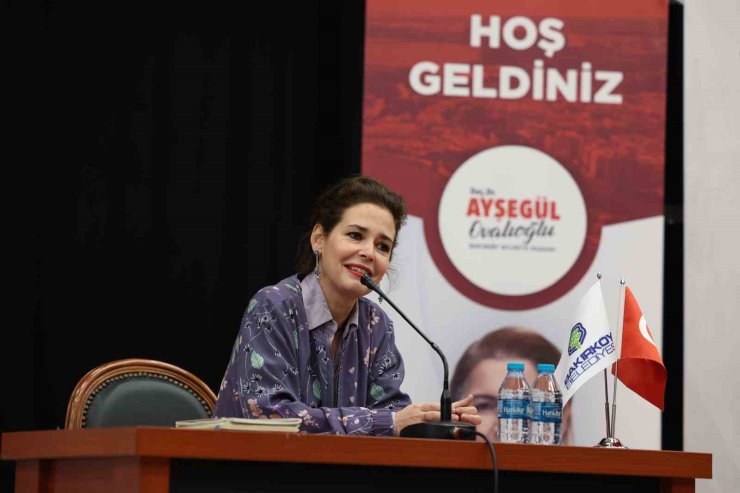 ‘Bakırköy Muhabbeti’ programının bu haftaki konuğu yazar Pelin Batu oldu