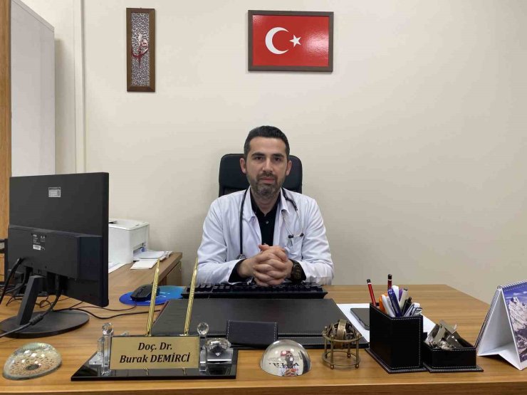 ’Sahte alkol’ uyarısı: "Belirtiler başka hastalıklarla benzer, şüphenin söylenmesi çok önemli"