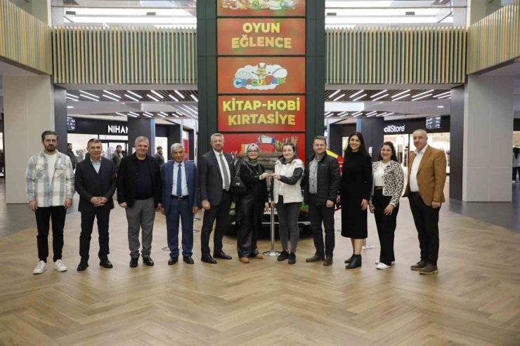 KUMSmall talihlisi aracını teslim aldı