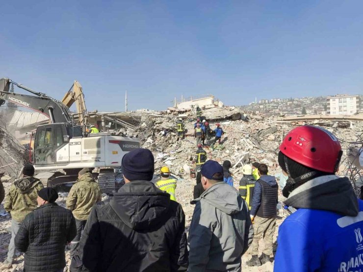 Rektör Sarıbıyık: "Dirençli şehirler inşa etmek ortak sorumluluğumuz"