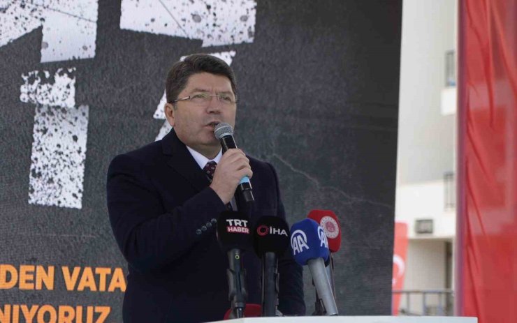 Bakan Tunç: "Cumhurbaşkanımız her kabine toplantısında bize deprem bölgesini sordu"