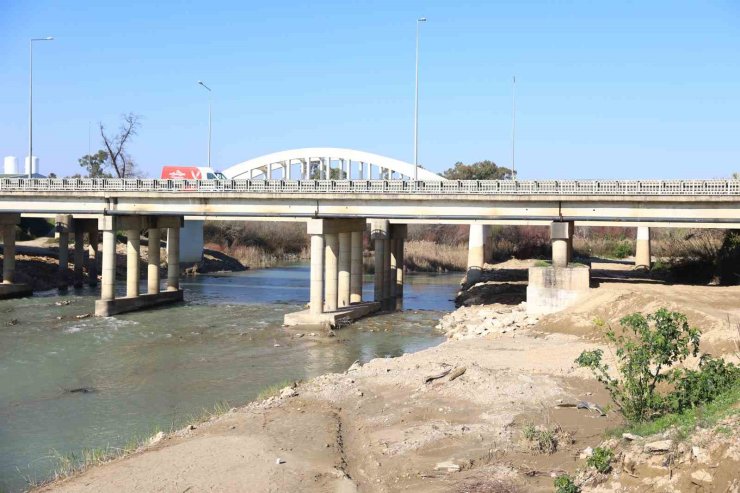 Aksu Çayı Köprüsü’nde güçlendirme çalışması tamamlandı