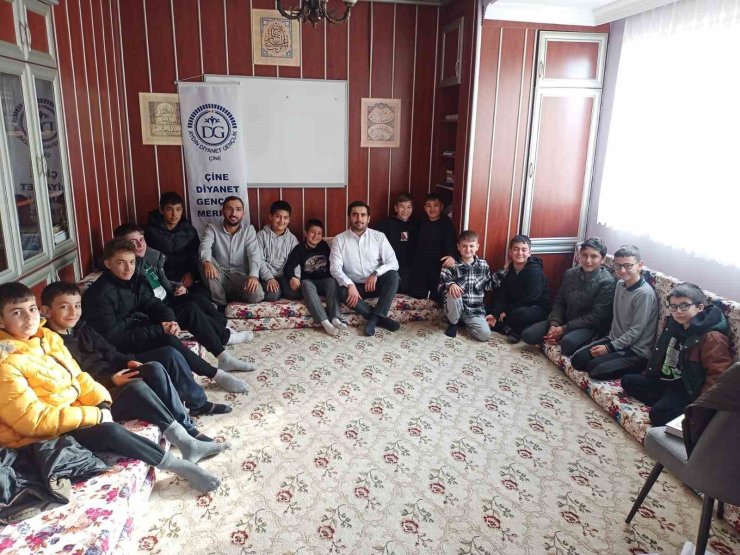 Çine’de genç gönüllüler çocuklarla buluştu