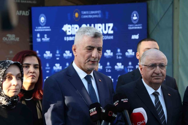 Ticaret Bakanı Bolat: "Bu yıl sonuna kadar 453 bin bağımsız bölüm tamamlanmış olacak"