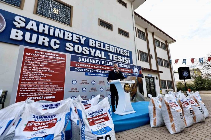 Şahinbey’den besicilere 7 bin ton hayvan yemi desteği