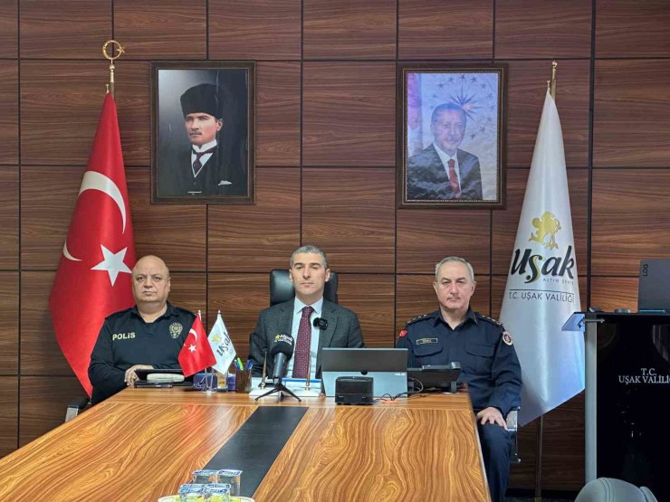 Uşak’ta güvenlik ve asayiş bilgilendirme toplantısı gerçekleştirildi