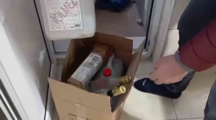 Kayseri’de evinde sahte alkol üreten şüpheli gözaltına alındı