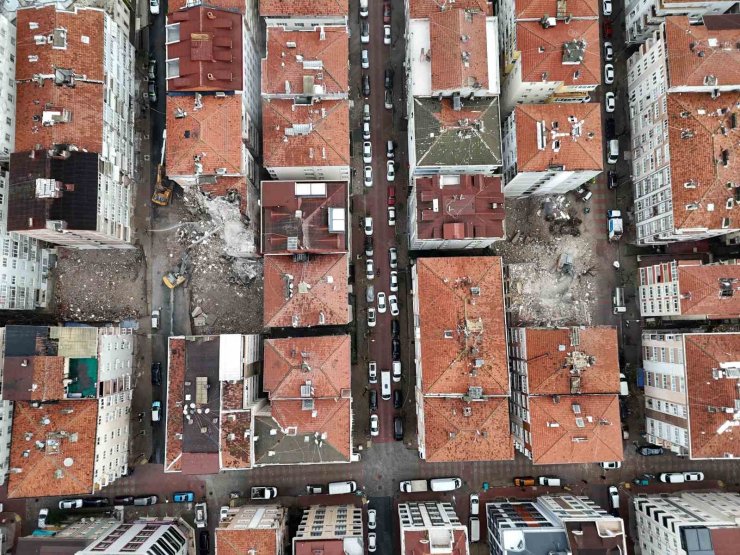 Bahçelievler kentsel dönüşümde ilk sırada: Aynı anda onlarca riskli bina yenileniyor