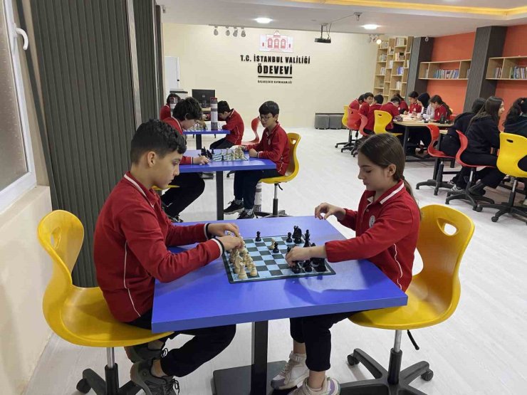 İstanbul’da 39 ilçede 158 "Ödev Evi" açıldı