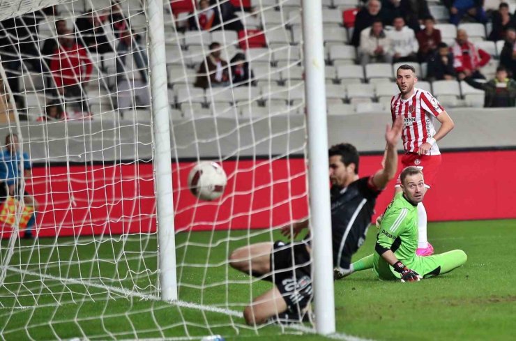 AGC’den İHA’ya 2 ödül