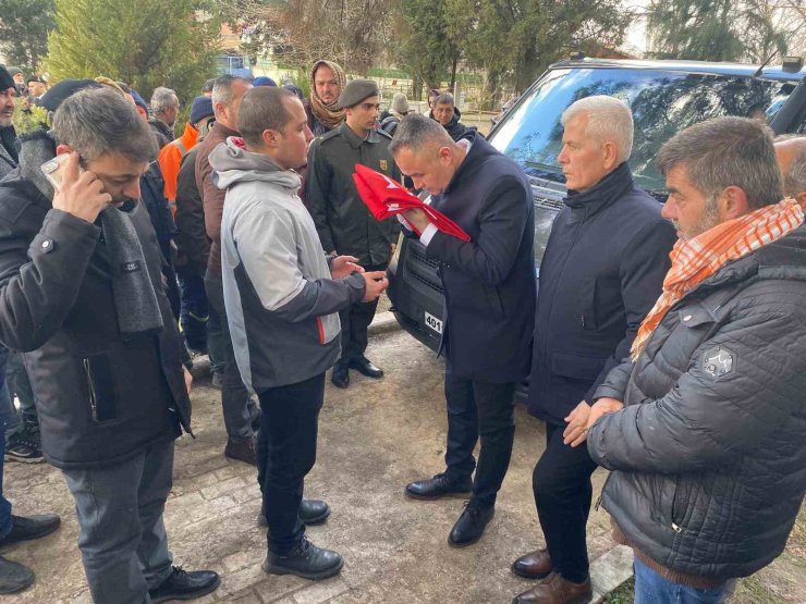 Kıbrıs Gazisi Kemalpaşa’da toprağa verildi