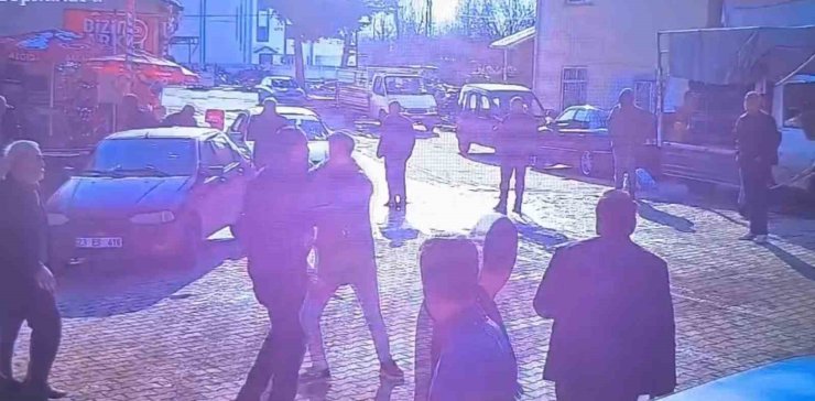 Elazığ’da bıçaklı, sopalı, fırın kürekli kavga: 3 kişi yaralı