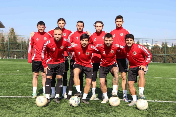 7 Eylül Turgutlu 1984’te 9 transfer