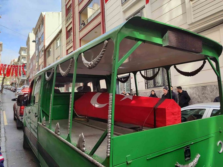 Şehit itfaiye eri Furkan Sayın için Bağcılar İtfaiye İstasyonu’nda tören düzenlendi