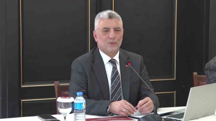 Ticaret Bakanı Bolat: "28 Şubat günlerini hatırlatan bir çıkış"