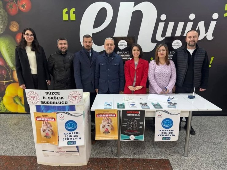 Sigarayı bırakmaları için ikna ettiler