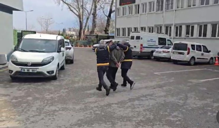 Önce hırsızlık yapıp sonra işyerini sahibi öldüren zanlı tutuklandı