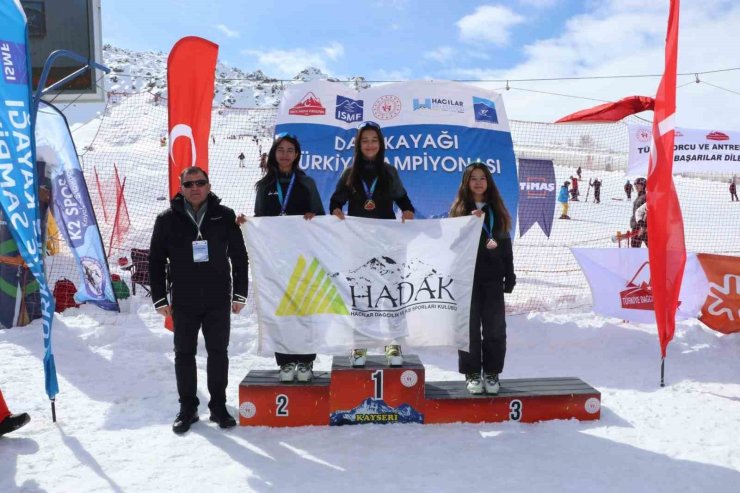 Dağ Kayağı Gençler ve Büyükler Türkiye Şampiyonası Kayseri’de yapıldı