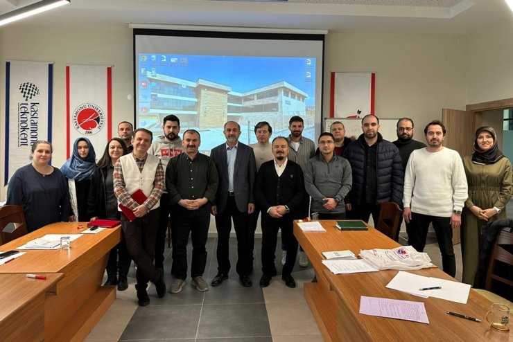Kastamonu Üniversitesi’nden akademisyenlere yönelik proje hazırlama eğitimi