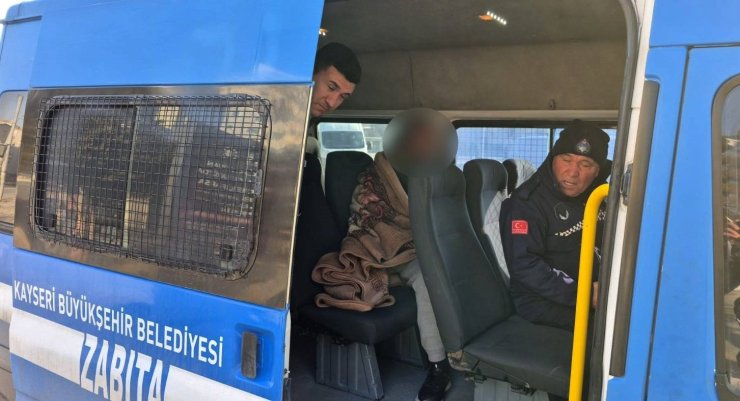 Kayseri’de evsizlere şefkat eli