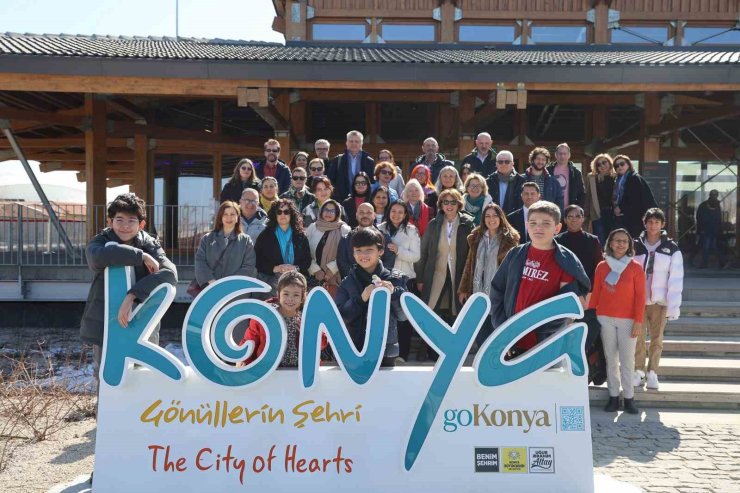 Farklı ülkelerin büyükelçileri ve büyükelçi eşleri Konya’ya hayran kaldı