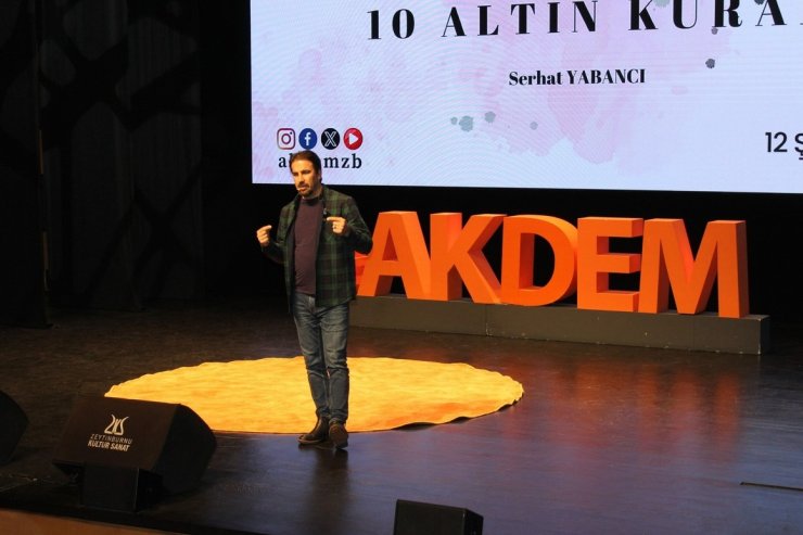 AKDEM’den "Mutlu Evlilikler için 10 Altın Kural" konulu seminer