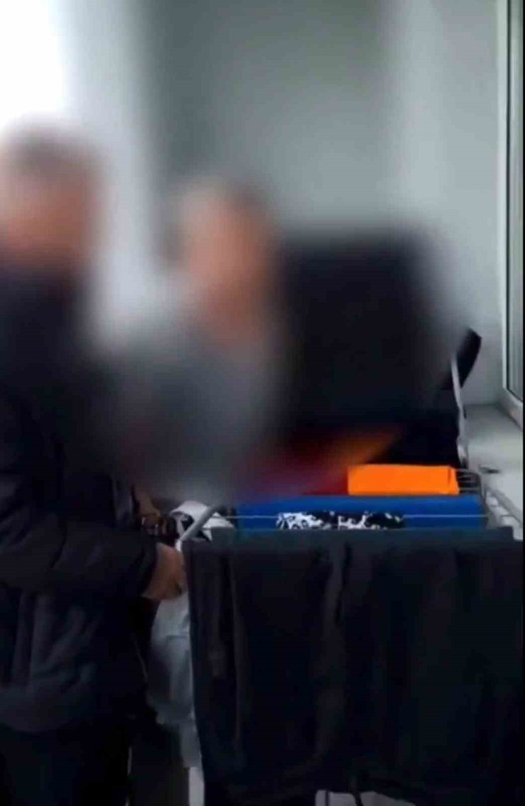 FETÖ üyeliğinden aranan eski müdür kurutmalıktaki çamaşırların arasında yakalandı