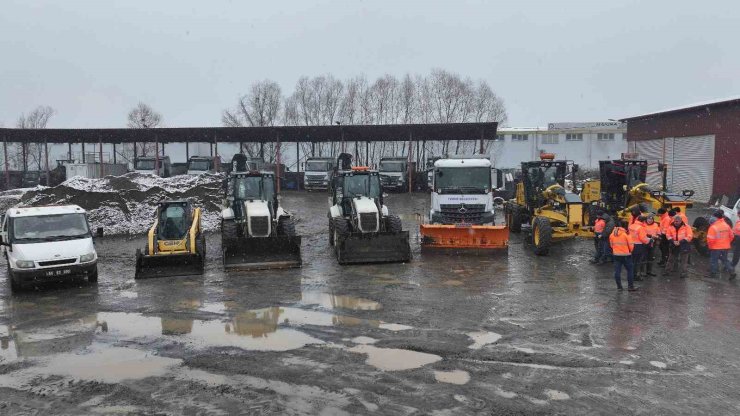 Terme Belediyesi kar yağışına hazır