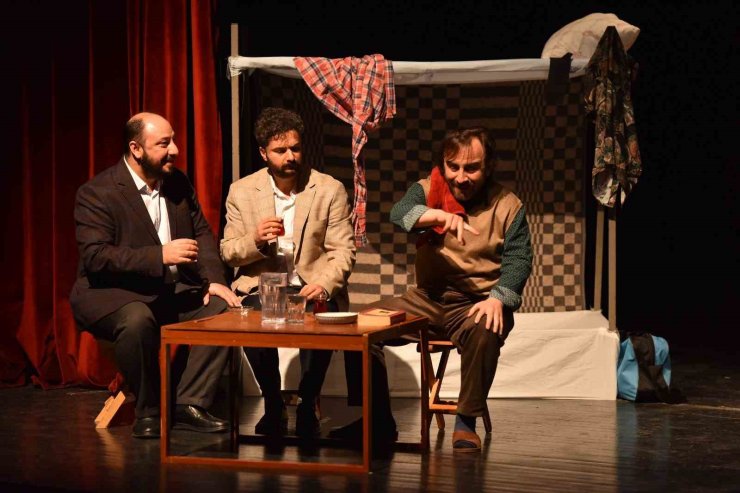 ’Bin yıl’ tiyatro oyunu Yıldırım’da sahnelendi