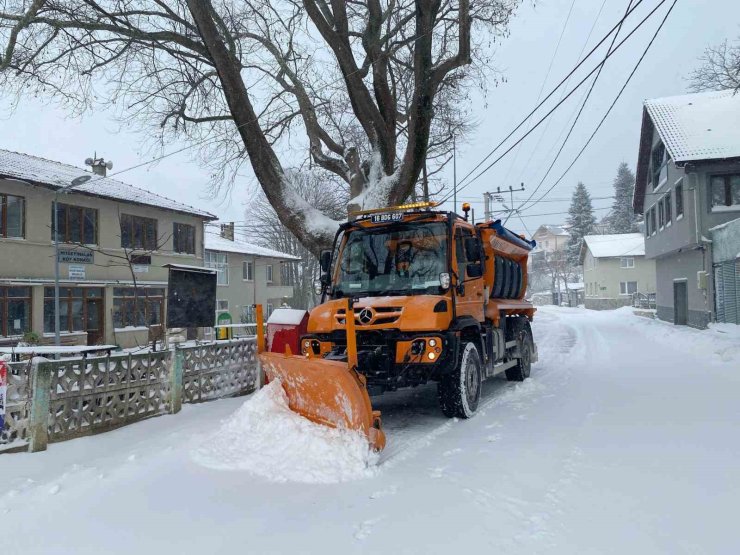 Karla kapanan yollara anında müdahale