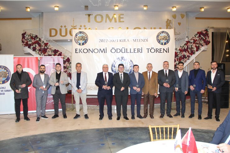 Kulalı ve Selendili 101 iş insanına ödül