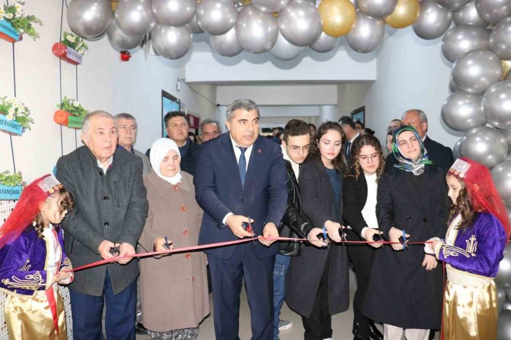 Yakup Hocanın adı müdürlük yaptığı okulda yaşatılacak