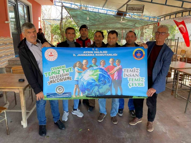 Buharkent’te jandarmadan geri dönüşüm bilgilendirmesi