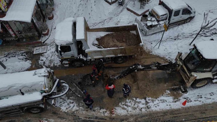Düzce’de ana su hattında arıza meydana geldi