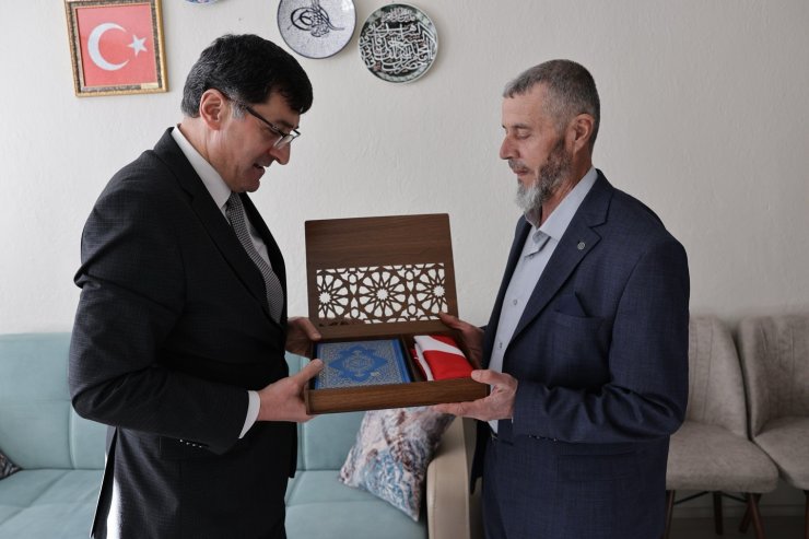 Başkan Eyüp Kahveci’den şehit ailesine anlamlı ziyaret