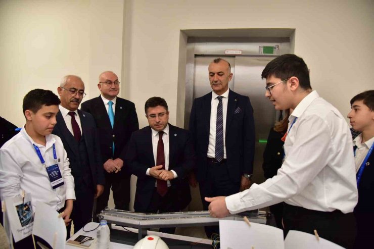 Lise Araştırma Projeleri yarışması bölge finali başladı