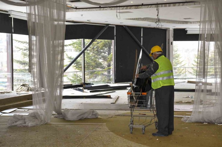 ABB’den evlenecek çiftlere destek