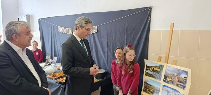 Öğrencilerden ’21 Şubat Bayburt’un Kurtuluşu’ temalı resim sergisi